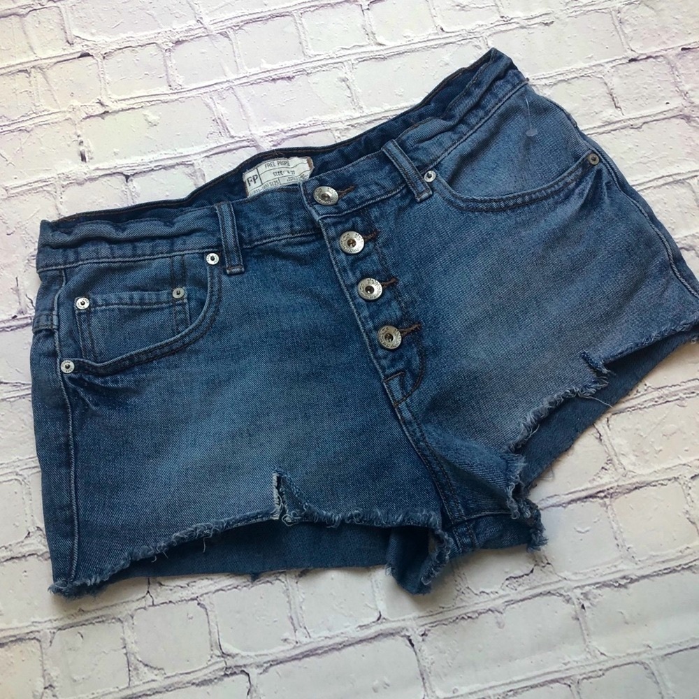 Free People distressed button fly denim‎ cutoffs size 27 Host Pick!!